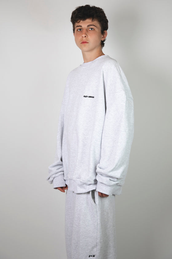 CLOUD OVERSIZED CREWNECK